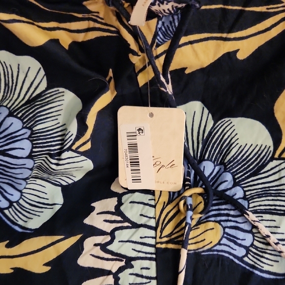 NWT Free People Floral Jumpsuit with Ruffle Straps-Size Small - Picture 6 of 6